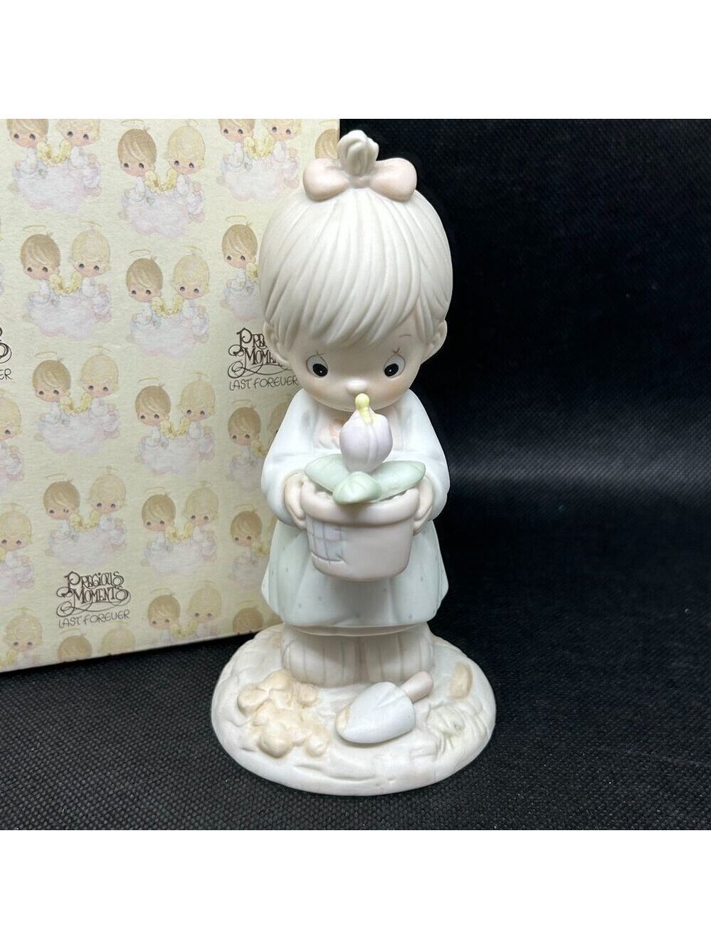 PRECIOUS Moments "May” Calendar girl  figurine